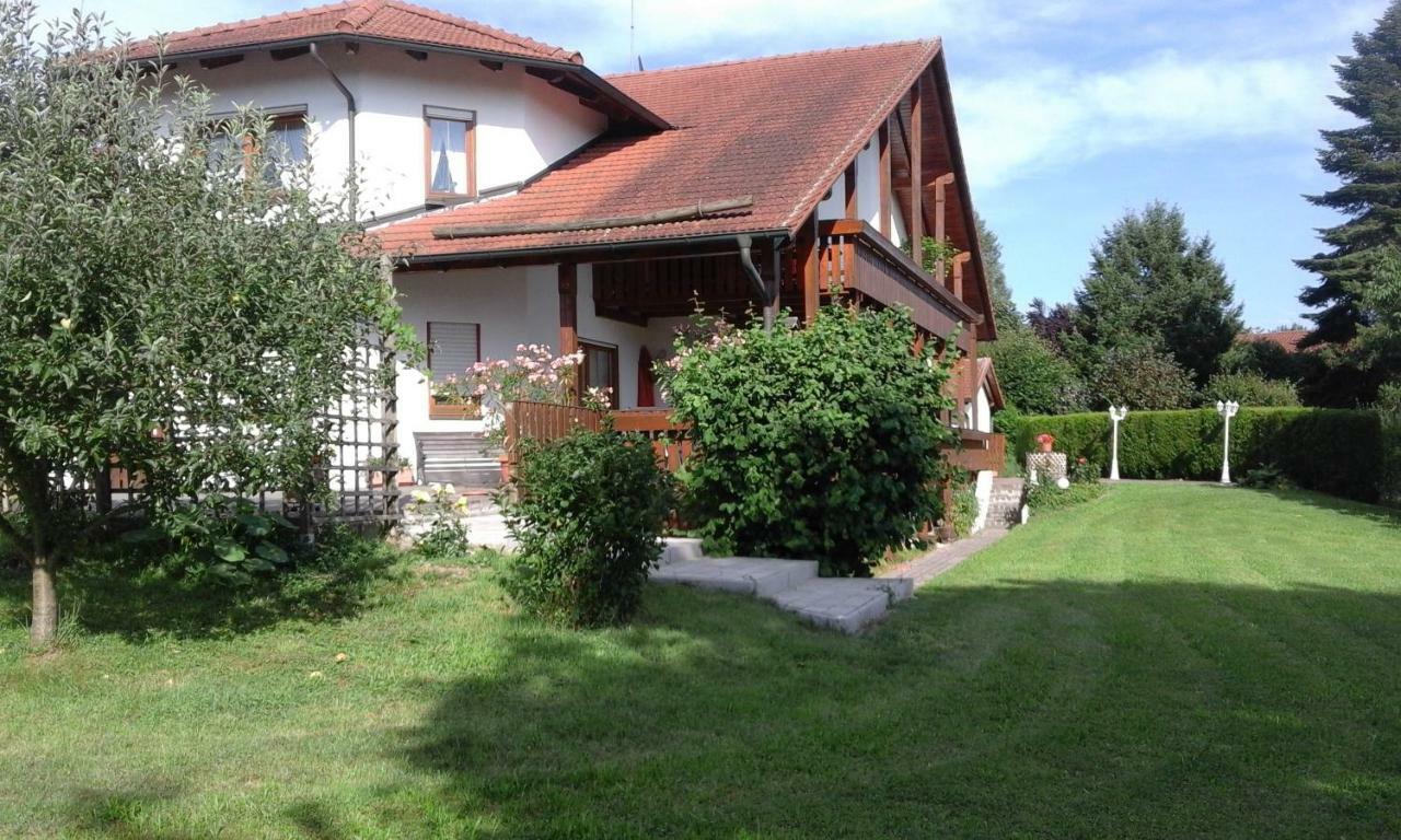 Auszeit-Wohnungen Aidenbach Esterno foto